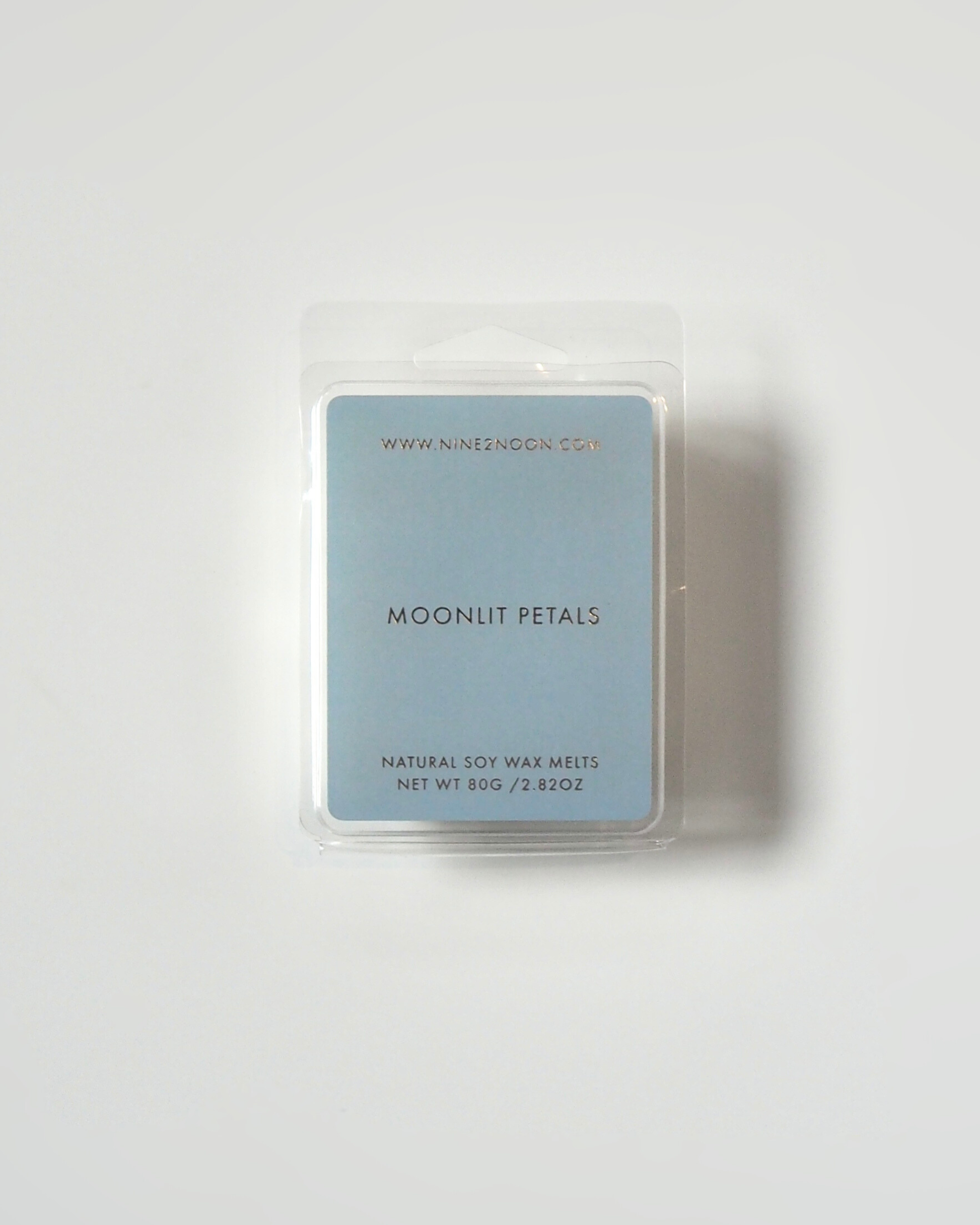 Nine2Noon Moonlit Petals wax melt made with natural soy wax melt.