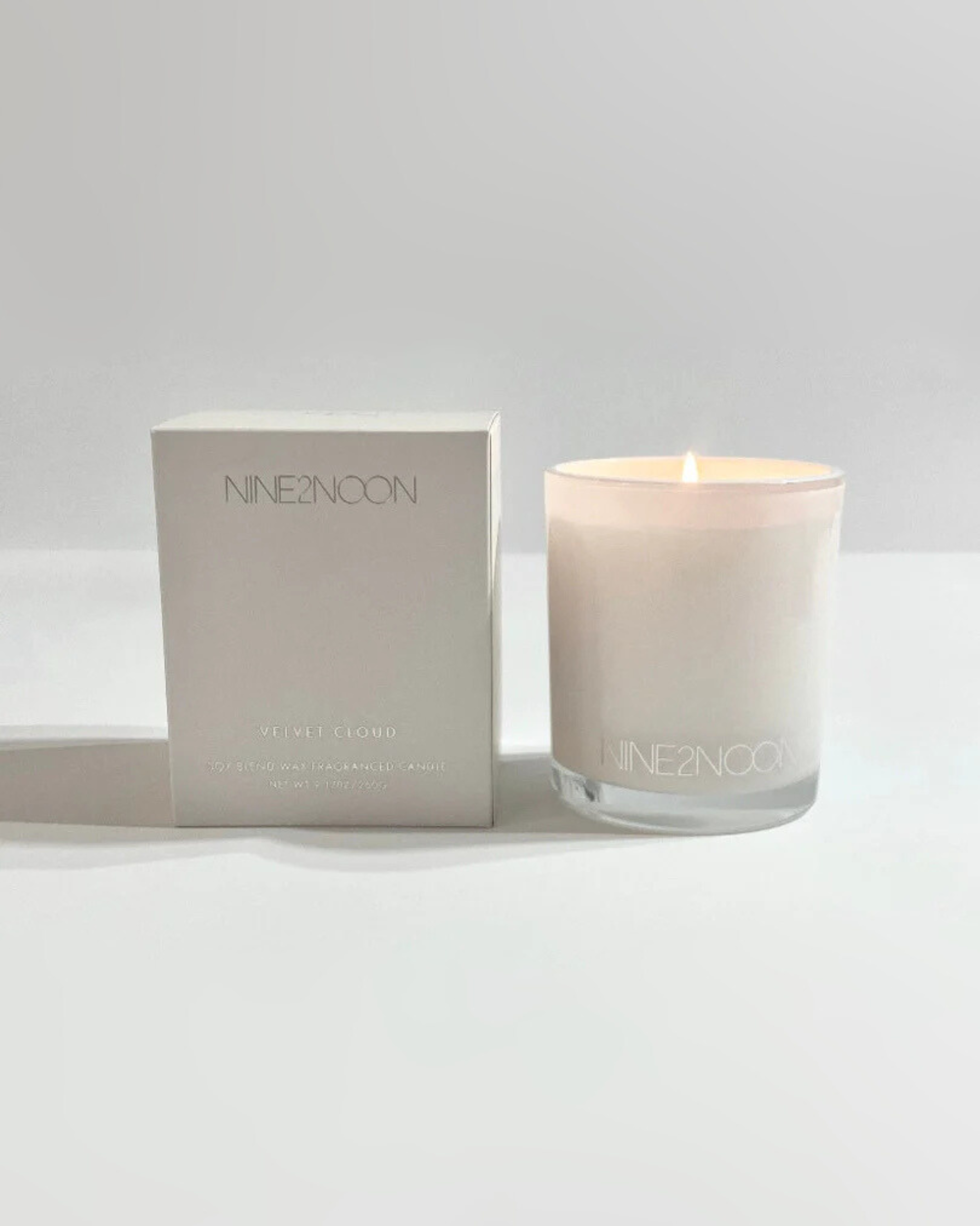 Nine2Noon Velvet Cloud candle made from natural soy and coconut wax
